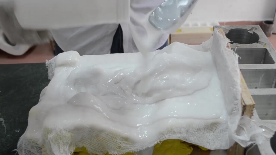 模具硅膠刷模如何使用，有什么需要注意的 ？